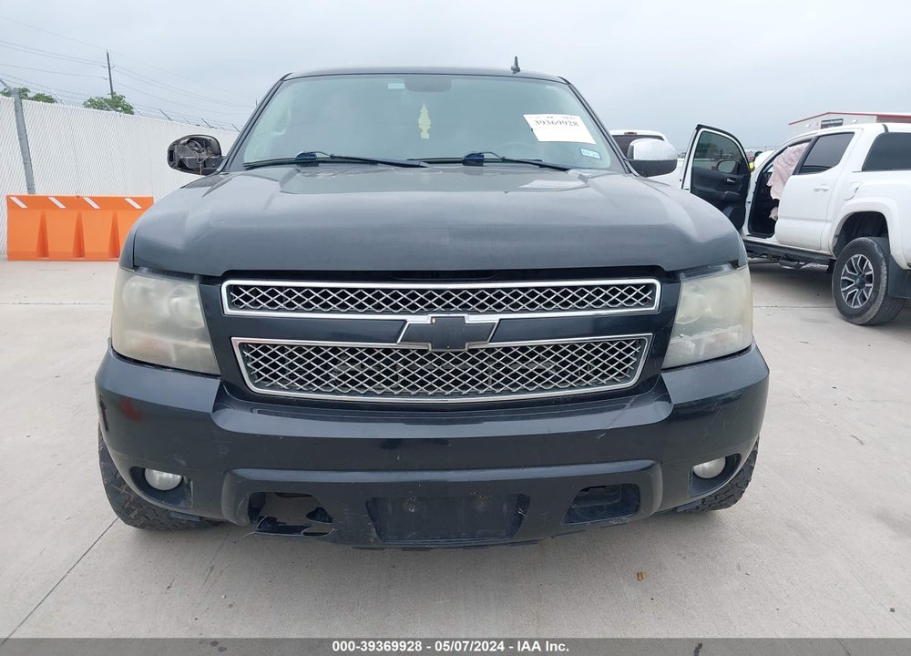 2011 CHEVROLET TAHOE LT VIN: 1GNSCBE00BR297491