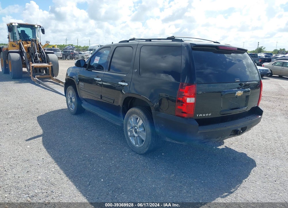 2011 CHEVROLET TAHOE LT VIN: 1GNSCBE00BR297491