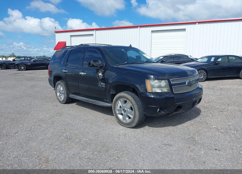 2011 CHEVROLET TAHOE LT VIN: 1GNSCBE00BR297491