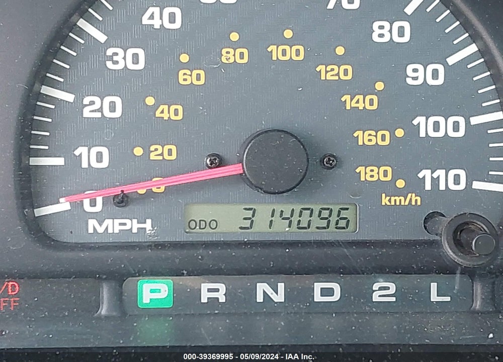 1999 TOYOTA 4RUNNER LIMITED V6 VIN: JT3GN87R3X0106167