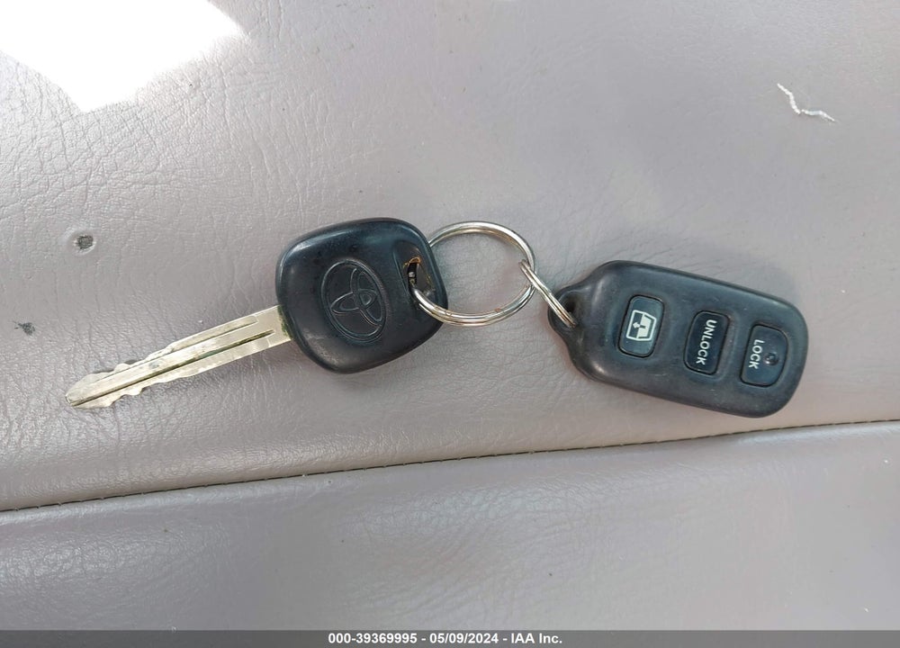 1999 TOYOTA 4RUNNER LIMITED V6 VIN: JT3GN87R3X0106167