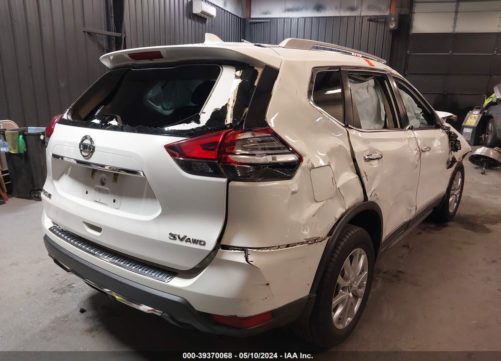 2017 NISSAN ROGUE SV VIN: 5N1AT2MV6HC871293