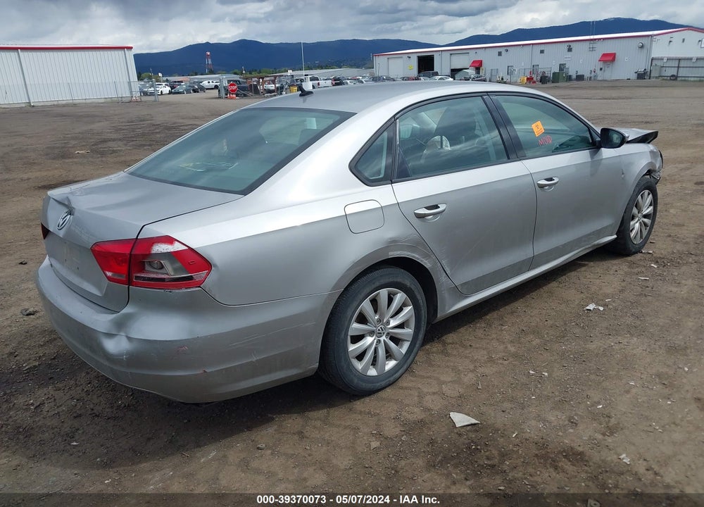 2012 VOLKSWAGEN PASSAT VIN: 1VWAH7A38CC103536