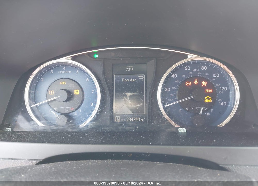 2016 TOYOTA CAMRY LE VIN: 4T1BF1FKXGU174520