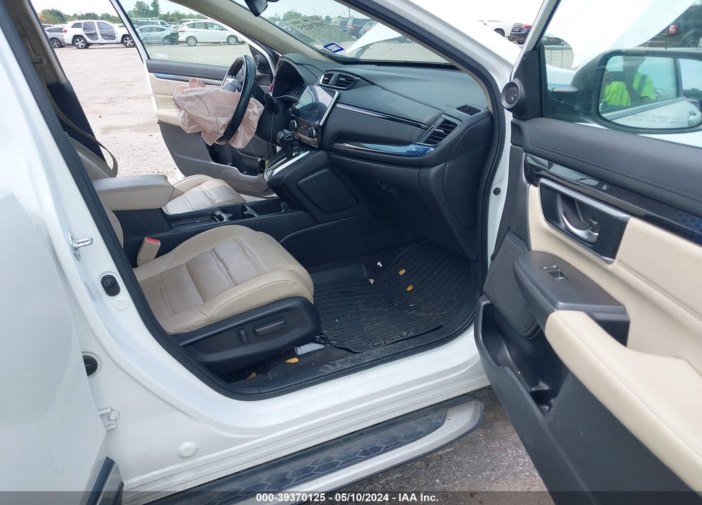 2019 HONDA CR-V TOURING VIN: JHLRW2H91KX013597