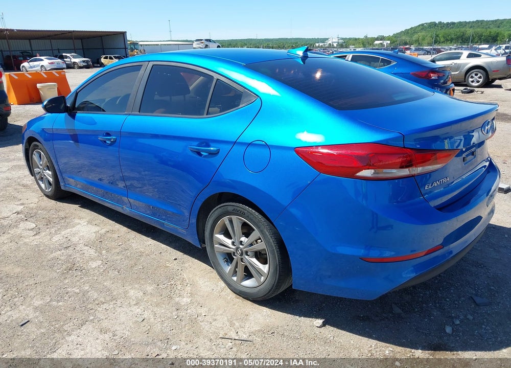 2018 HYUNDAI ELANTRA SEL VIN: KMHD84LF0JU451002
