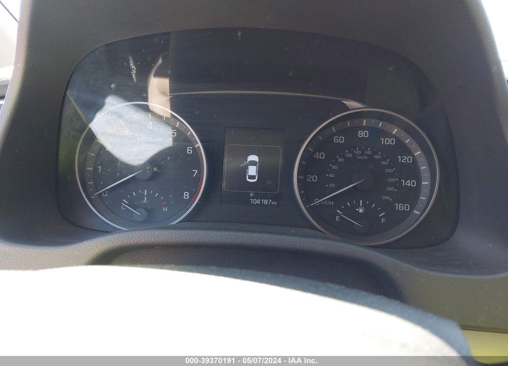 2018 HYUNDAI ELANTRA SEL VIN: KMHD84LF0JU451002