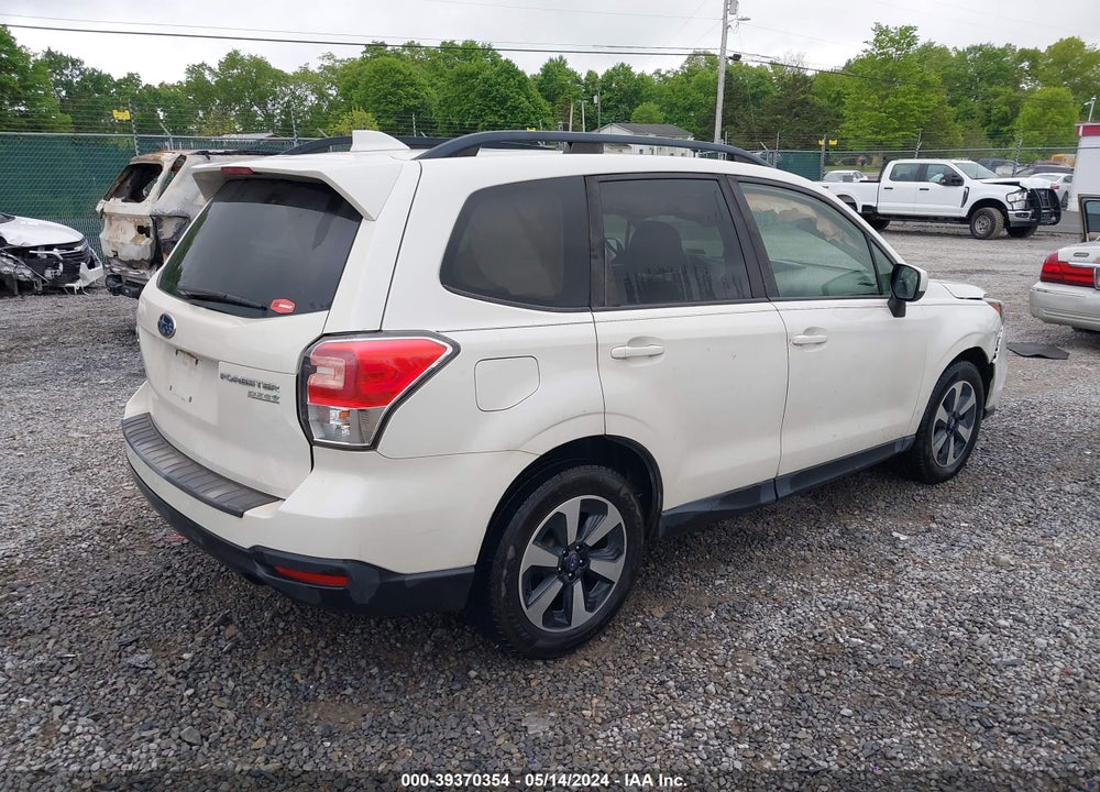 2017 SUBARU FORESTER 2.5I PREMIUM VIN: JF2SJAGC5HH569095