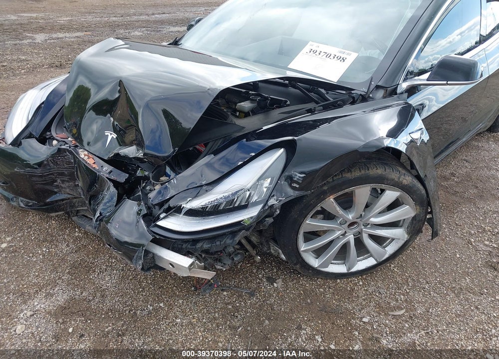 2020 TESLA MODEL 3 STANDARD RANGE PLUS REAR-WHEEL DRIVE/STANDARD RANGE REAR-WHEEL DRIVE VIN: 5YJ3E1EA4LF797882