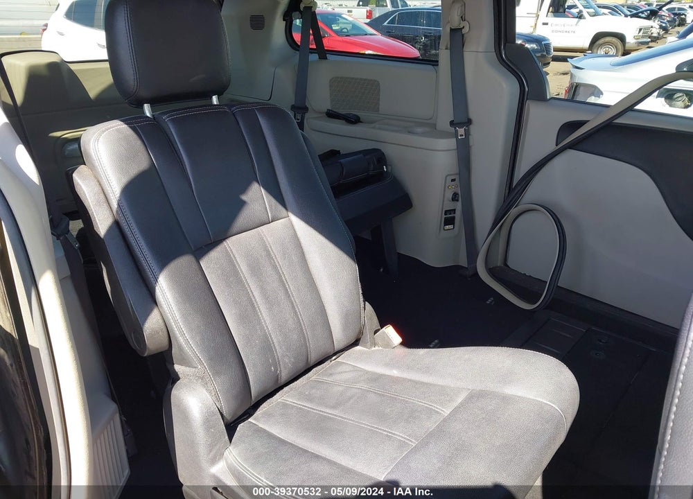 2016 CHRYSLER TOWN & COUNTRY TOURING VIN: 2C4RC1BG2GR213515