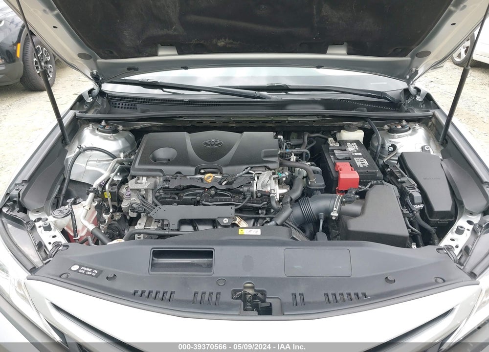 2018 TOYOTA CAMRY SE VIN: 4T1B11HK2JU641545