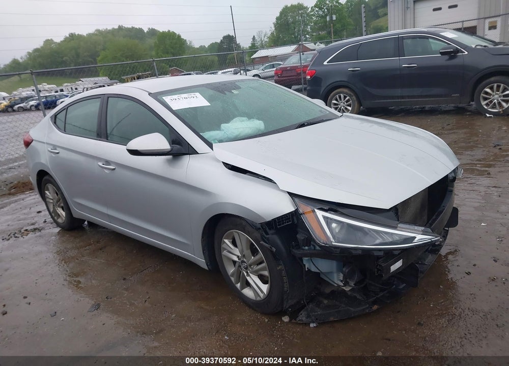 2019 HYUNDAI ELANTRA SEL VIN: 5NPD84LF1KH472070