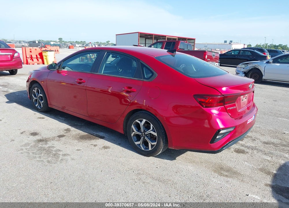 2019 KIA FORTE LXS VIN: 3KPF24AD5KE108640