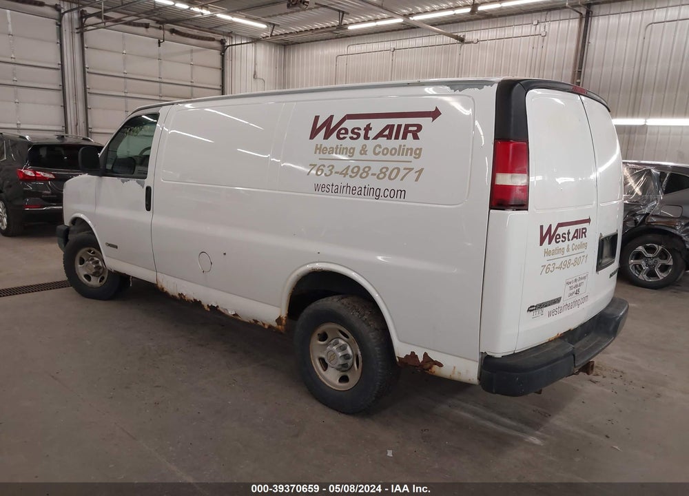 2004 CHEVROLET EXPRESS VIN: 1GCHG35U141157337