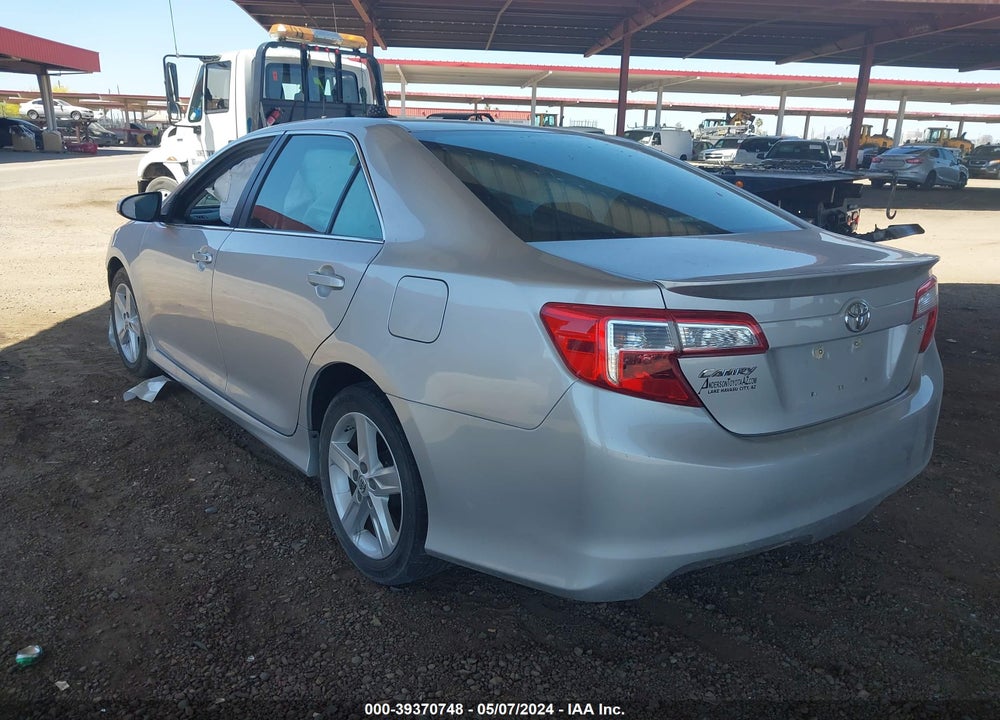 2014 TOYOTA CAMRY SE VIN: 4T1BF1FK3EU304912