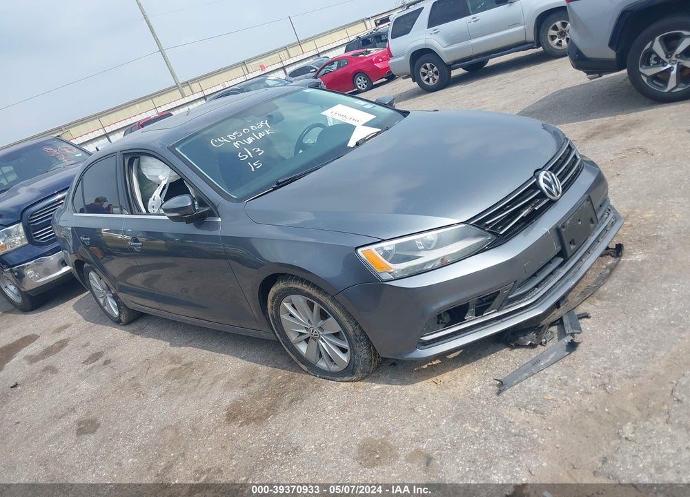 2015 VOLKSWAGEN JETTA 2.0L TDI SE VIN: 3VWLA7AJ7FM410890