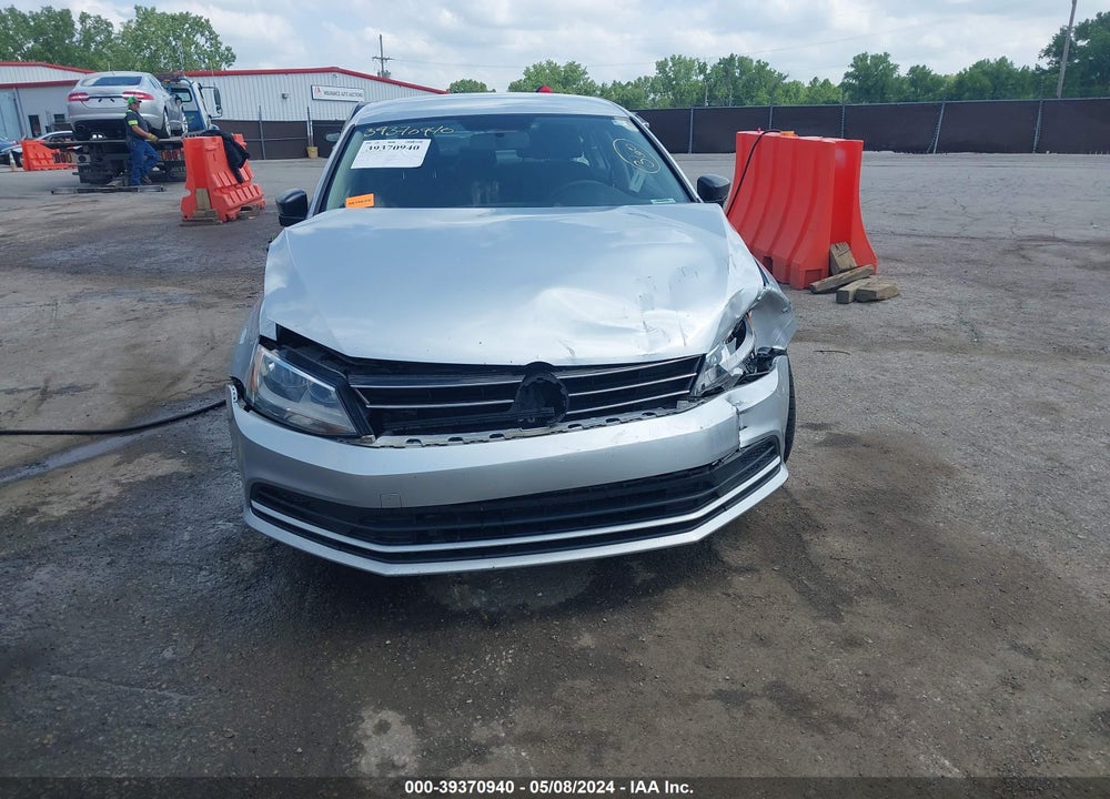 2015 VOLKSWAGEN JETTA 2.0L S VIN: 3VW2K7AJ5FM204900