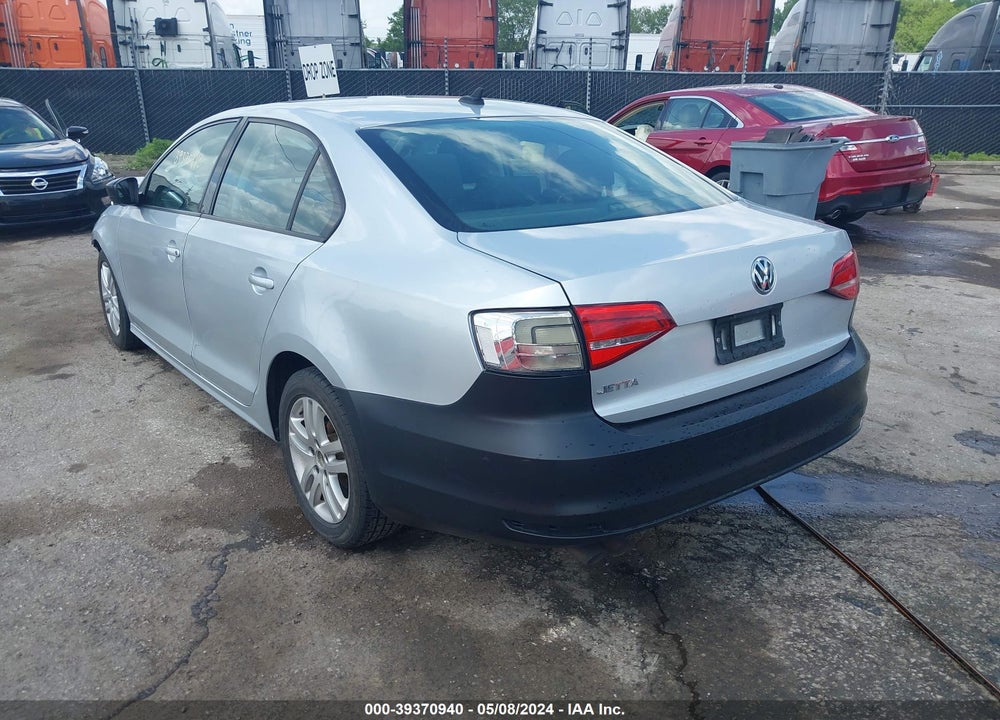2015 VOLKSWAGEN JETTA 2.0L S VIN: 3VW2K7AJ5FM204900