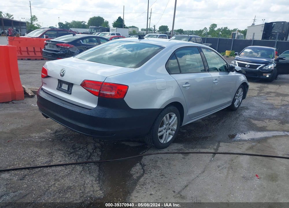 2015 VOLKSWAGEN JETTA 2.0L S VIN: 3VW2K7AJ5FM204900