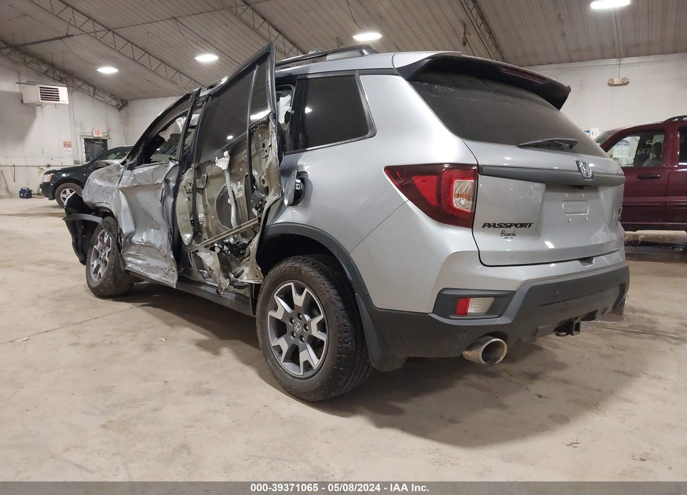 2022 HONDA PASSPORT AWD TRAILSPORT VIN: 5FNYF8H68NB024046