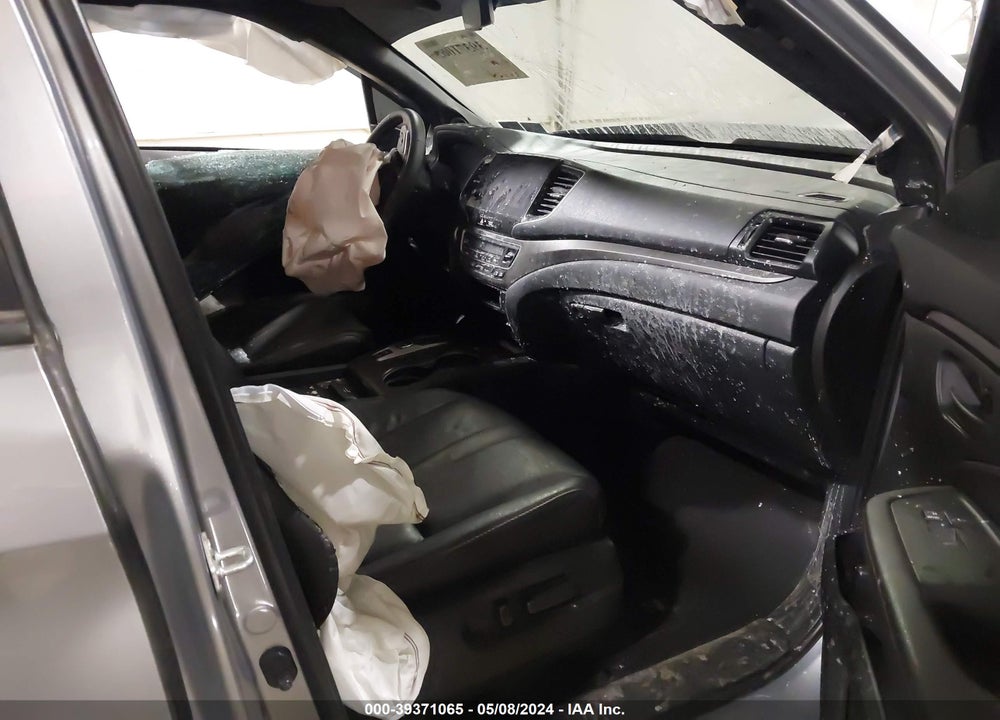 2022 HONDA PASSPORT AWD TRAILSPORT VIN: 5FNYF8H68NB024046
