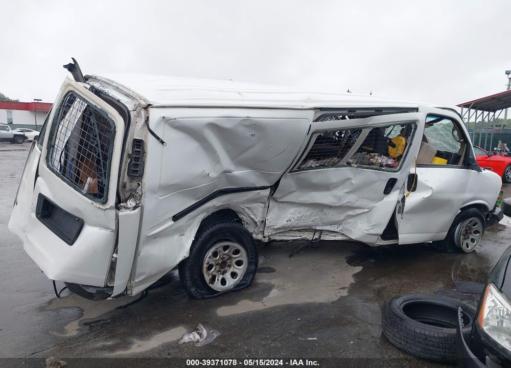 2009 CHEVROLET EXPRESS 1500 WORK VAN VIN: 1GCFG15XX91111888