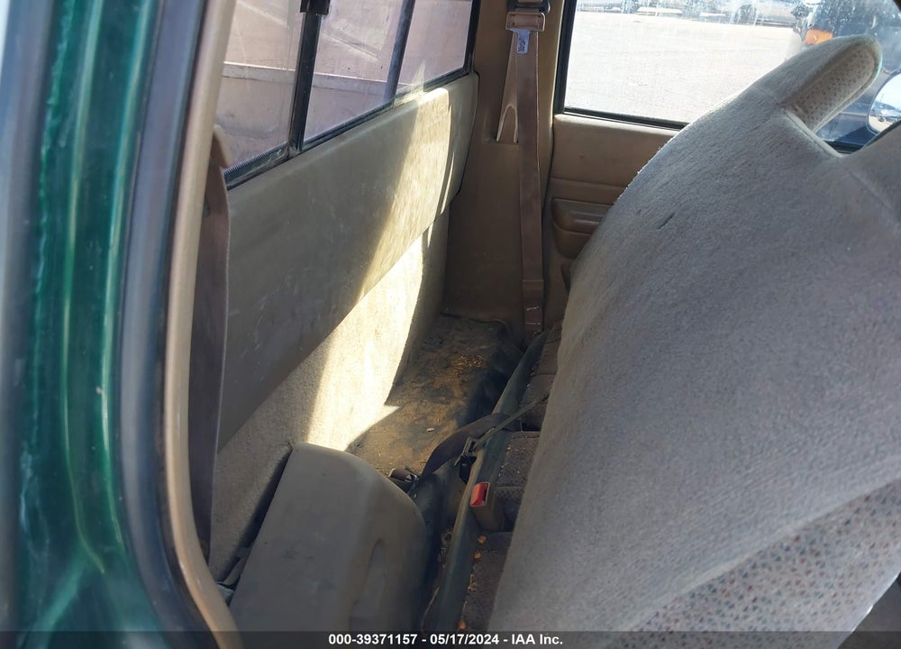 1999 CHEVROLET S-10 VIN: 1GCCS1442XK121086