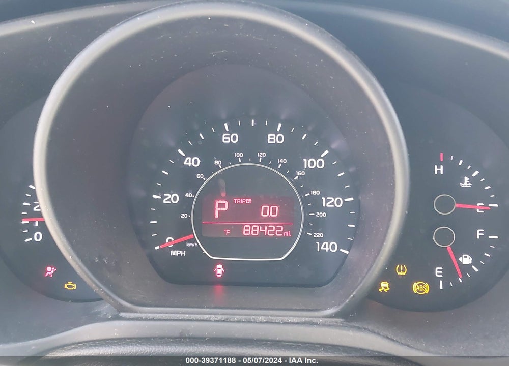2016 KIA SOUL VIN: KNDJN2A20G7374384