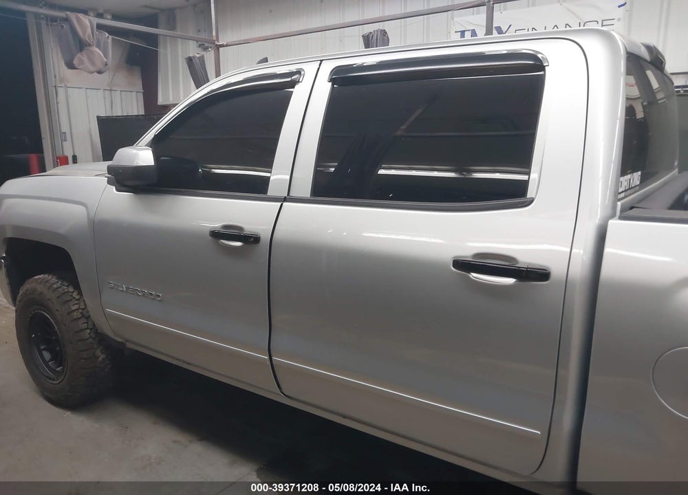 2018 CHEVROLET SILVERADO 1500 1LT VIN: 3GCUKREC1JG521163