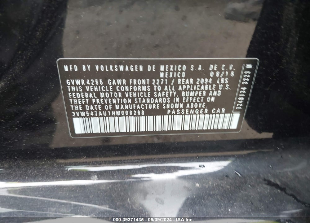 2017 VOLKSWAGEN GOLF GTI SE 4-DOOR VIN: 3VW547AU1HM006268