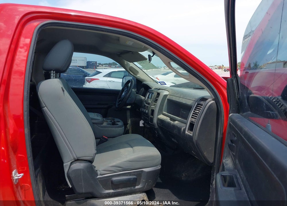 2014 RAM 1500 TRADESMAN VIN: 3C6JR7DG4EG111753