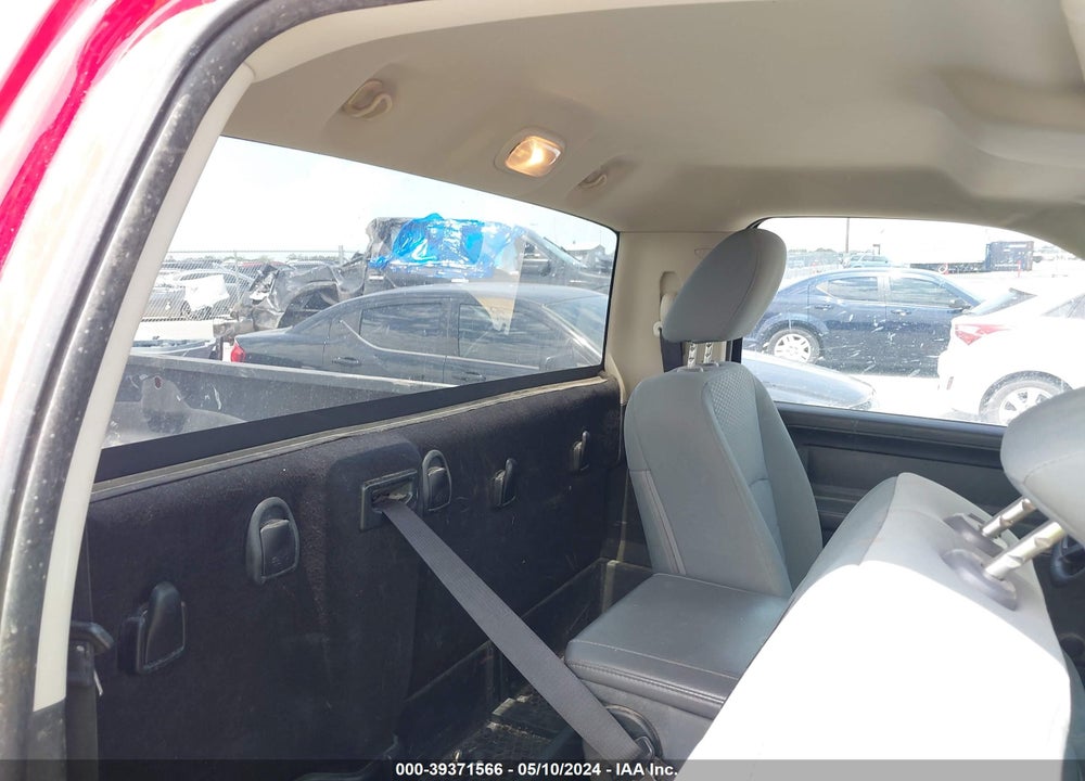2014 RAM 1500 TRADESMAN VIN: 3C6JR7DG4EG111753