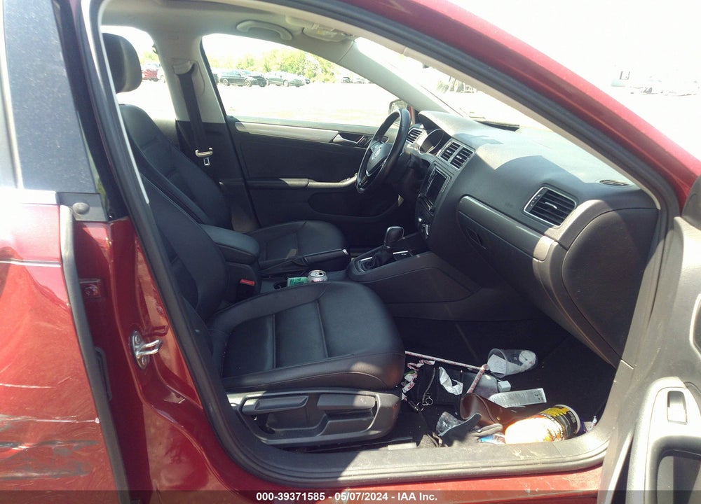 2017 VOLKSWAGEN JETTA 1.4T SE VIN: 3VWDB7AJ6HM367826