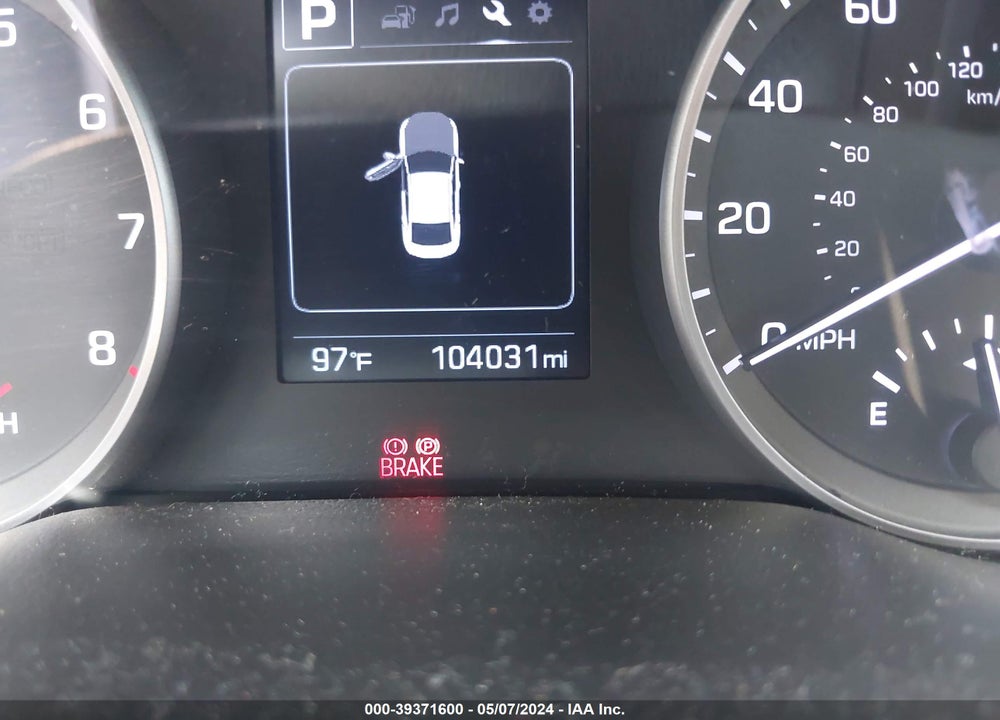 2018 HYUNDAI ELANTRA SEL VIN: 5NPD84LF7JH313844
