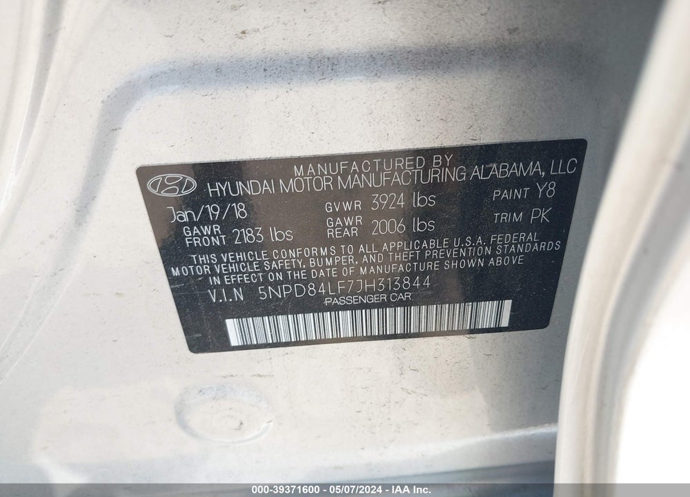 2018 HYUNDAI ELANTRA SEL VIN: 5NPD84LF7JH313844
