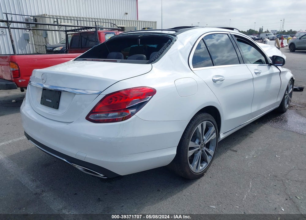 2018 MERCEDES-BENZ C 300 VIN: WDDWF4JB3JR404011