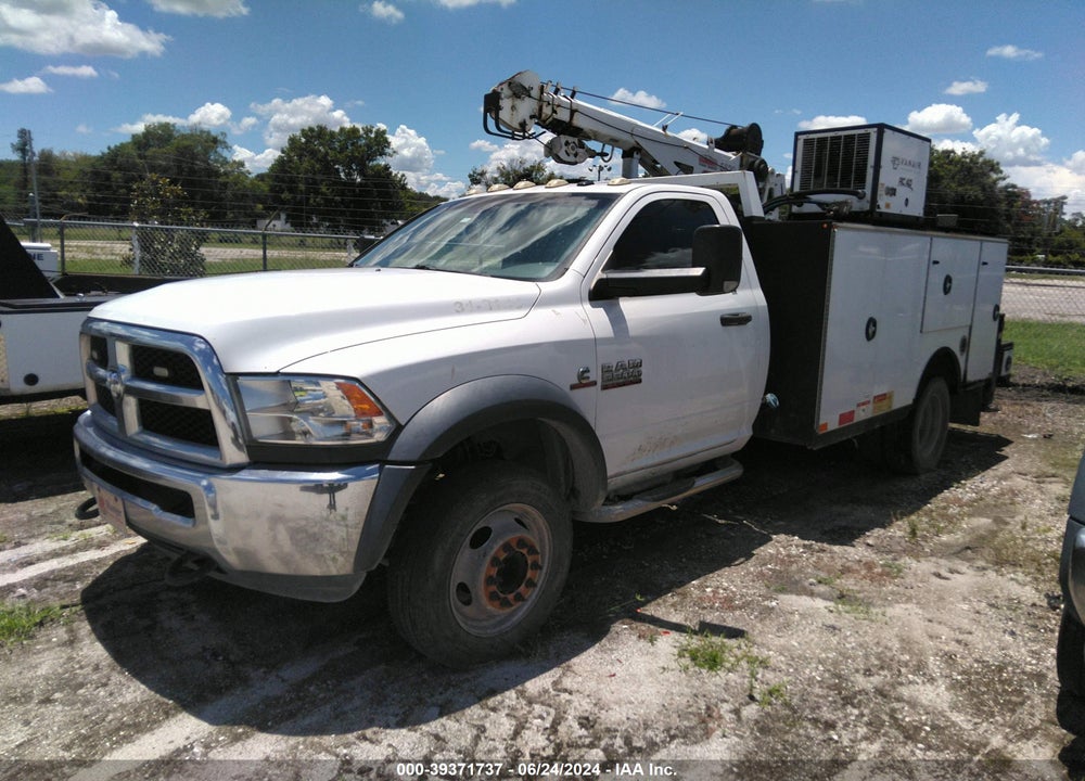2015 RAM 5500 CHASSIS TRADESMAN/SLT VIN: 3C7WRNBL5FG626140