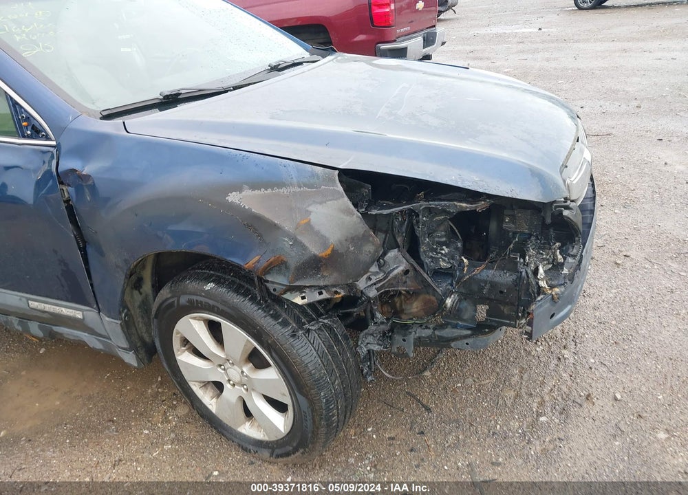 2011 SUBARU OUTBACK 2.5I PREMIUM VIN: 4S4BRBCC9B3330605