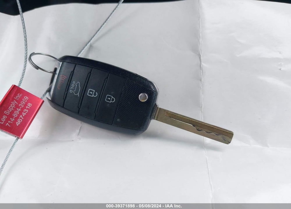 2020 KIA SORENTO 2.4L L VIN: 5XYPG4A36LG674579