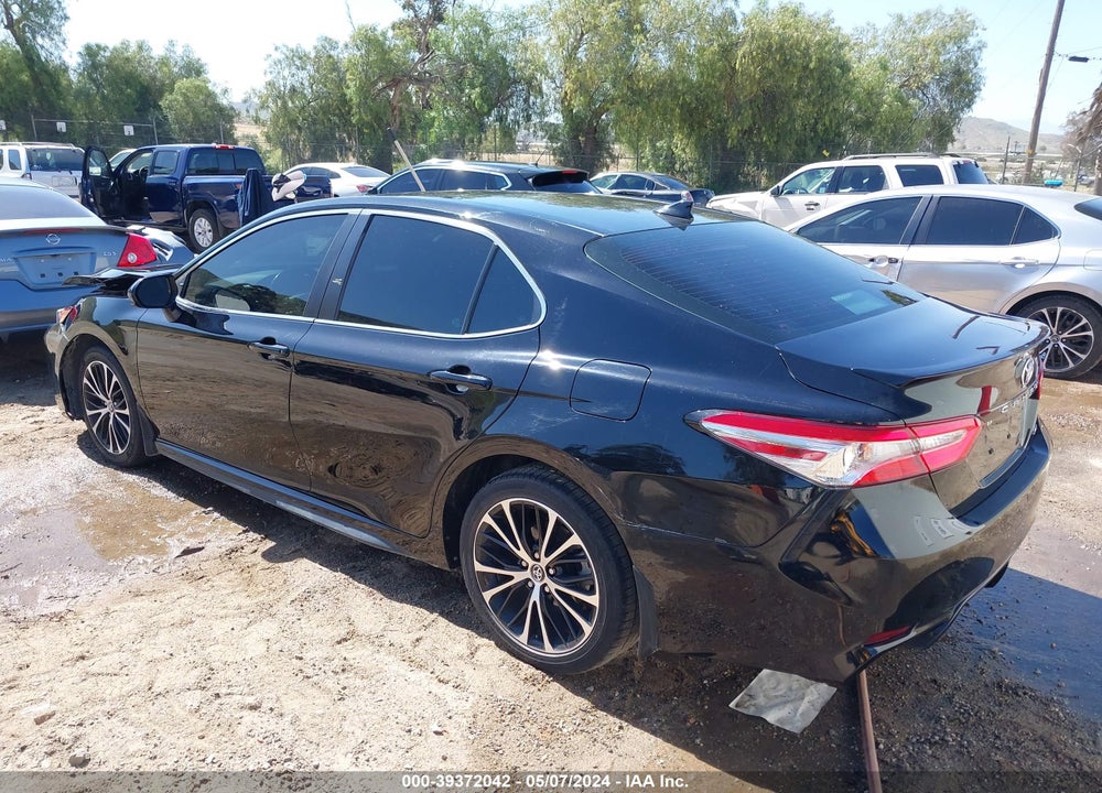 2020 TOYOTA CAMRY SE VIN: 4T1G11AK1LU906989