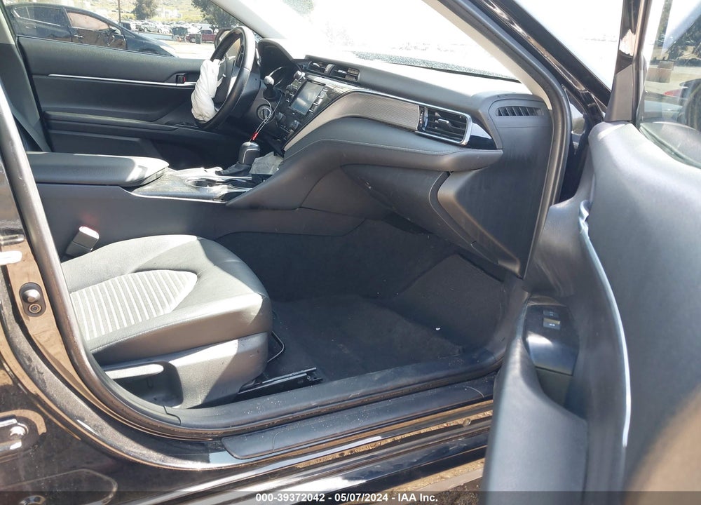 2020 TOYOTA CAMRY SE VIN: 4T1G11AK1LU906989