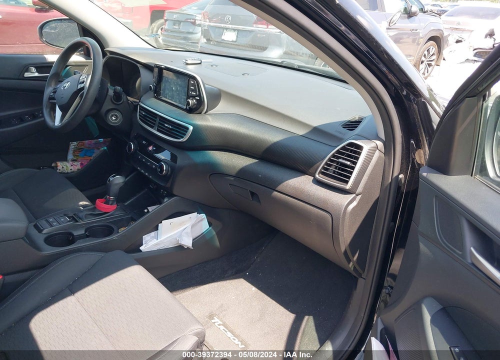 2020 HYUNDAI TUCSON SE VIN: KM8J23A46LU082150