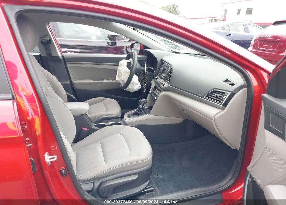 2017 HYUNDAI ELANTRA SE VIN: 5NPD74LF5HH155260