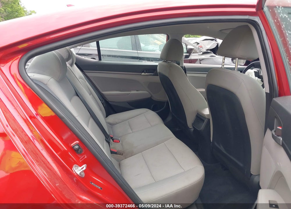 2017 HYUNDAI ELANTRA SE VIN: 5NPD74LF5HH155260