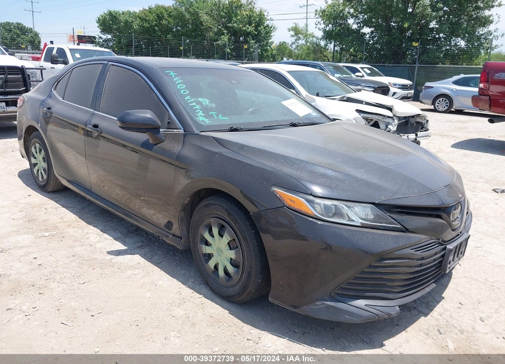 2018 TOYOTA CAMRY L VIN: 4T1B11HK7JU557303