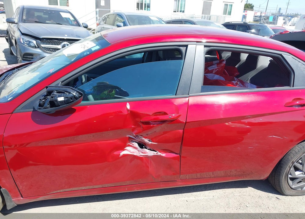 2024 HYUNDAI ELANTRA SEL VIN: KMHLM4DG0RU732310