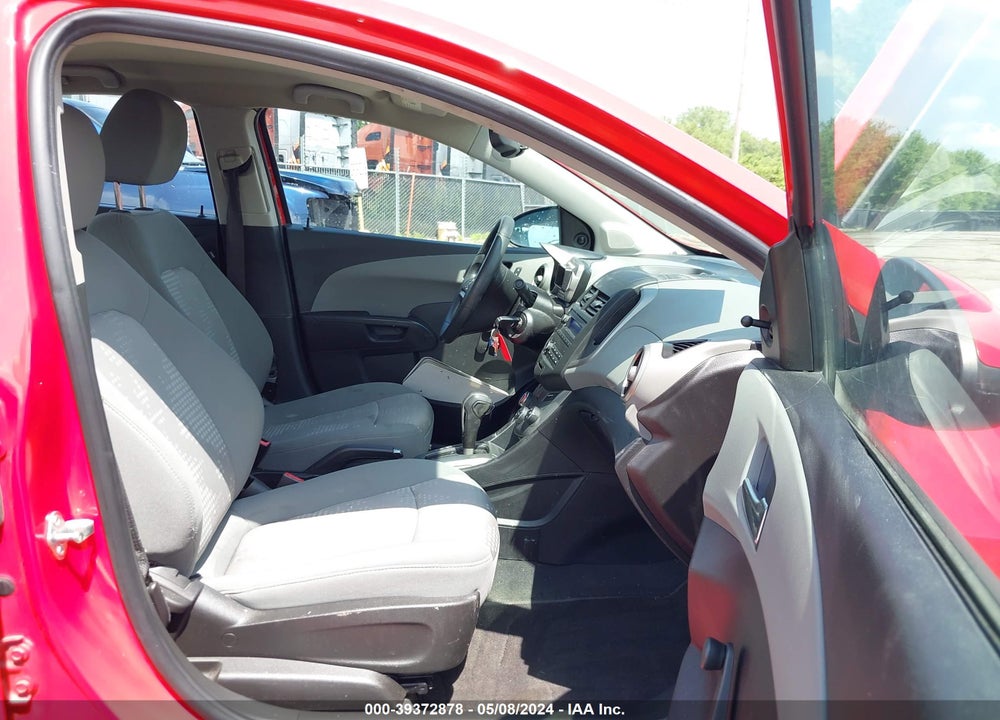2014 CHEVROLET SONIC LS AUTO VIN: 1G1JA5SH6E4223637