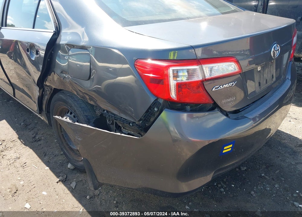 2012 TOYOTA CAMRY LE VIN: 4T1BF1FK5CU023501