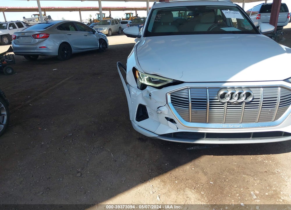 2021 AUDI E-TRON PREMIUM PLUS QUATTRO VIN: WA1LAAGE3MB016280