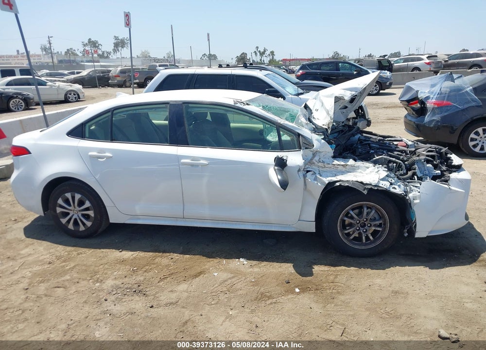 2022 TOYOTA COROLLA HYBRID LE VIN: JTDEAMDE7N3013088